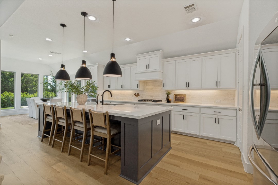 1513 Snapdragon Court