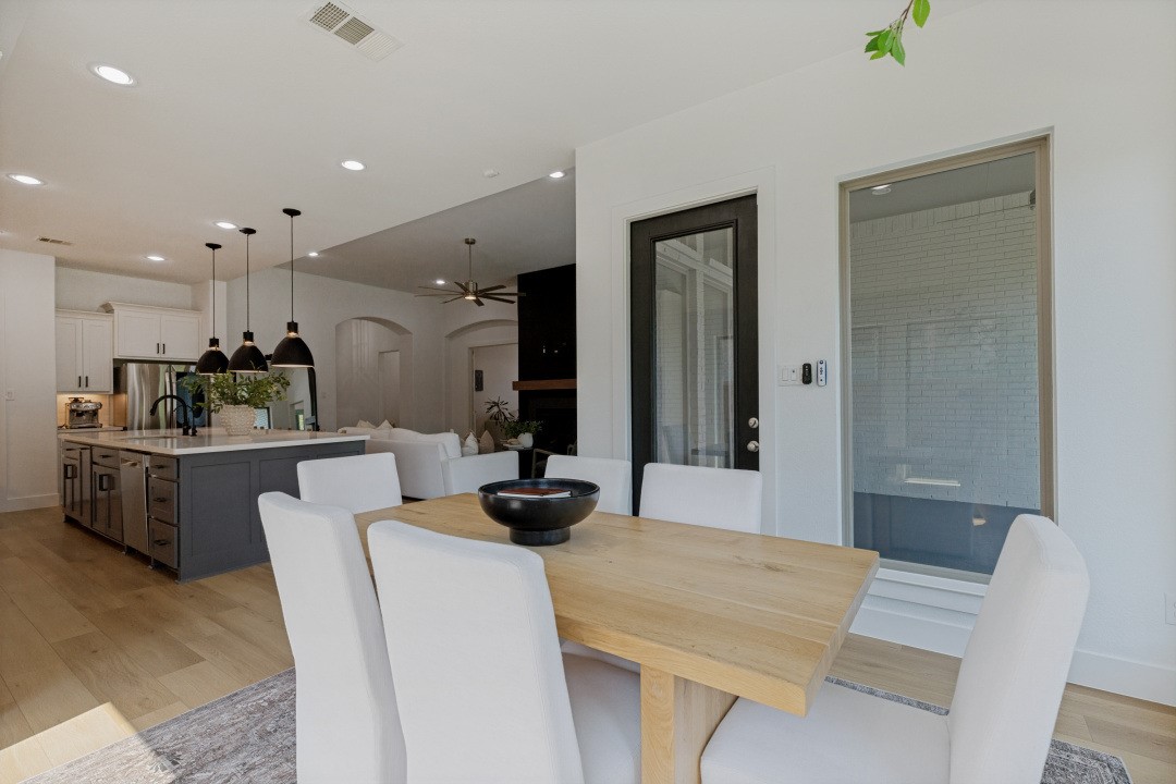 1513 Snapdragon Court