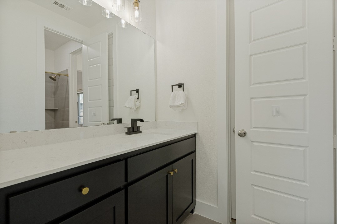 1513 Snapdragon Court