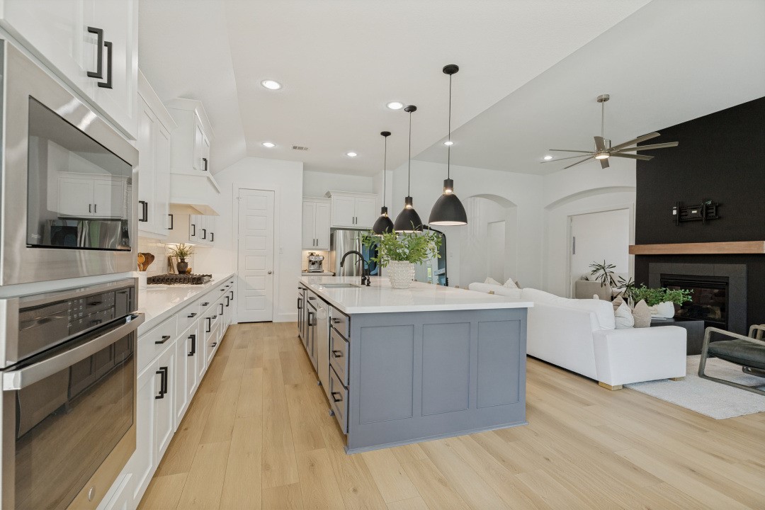 1513 Snapdragon Court