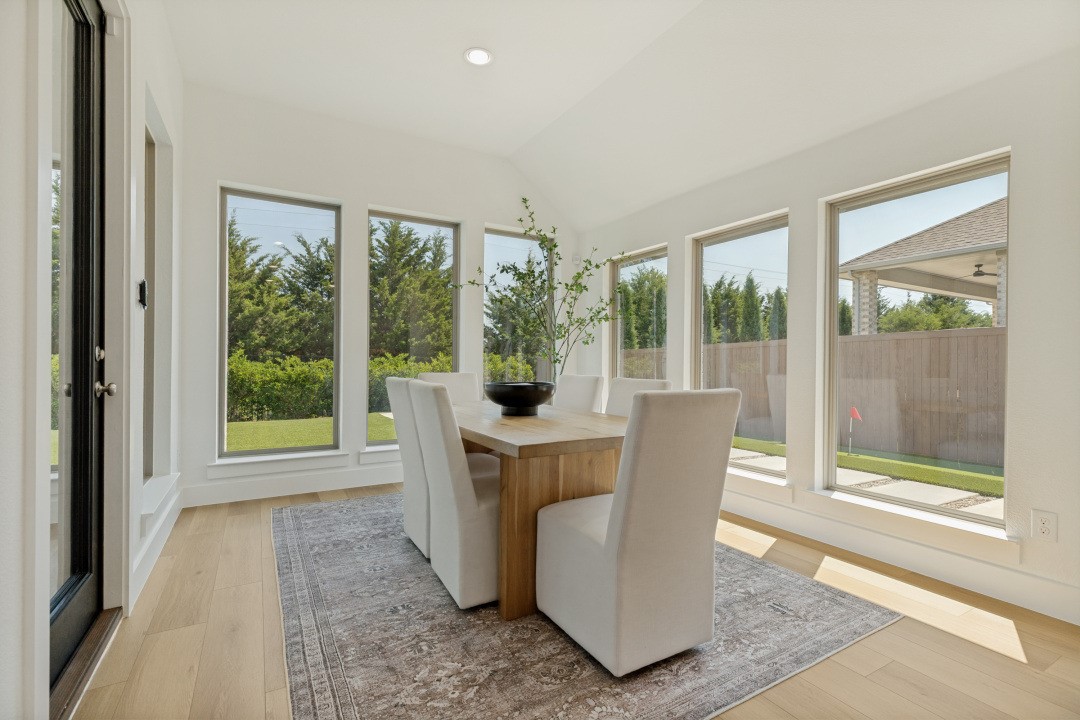 1513 Snapdragon Court