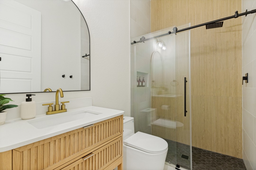 1513 Snapdragon Court