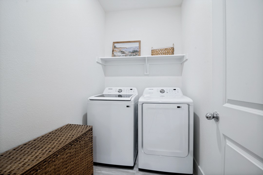 1046 Bearing Street