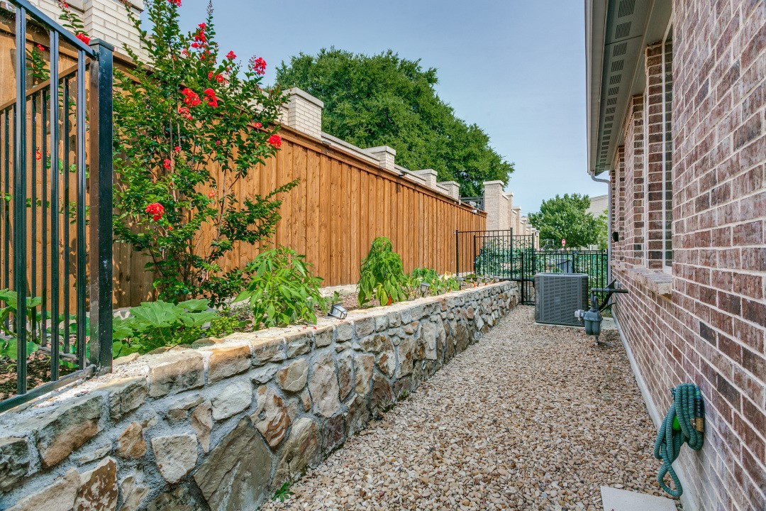4265 Watson Way