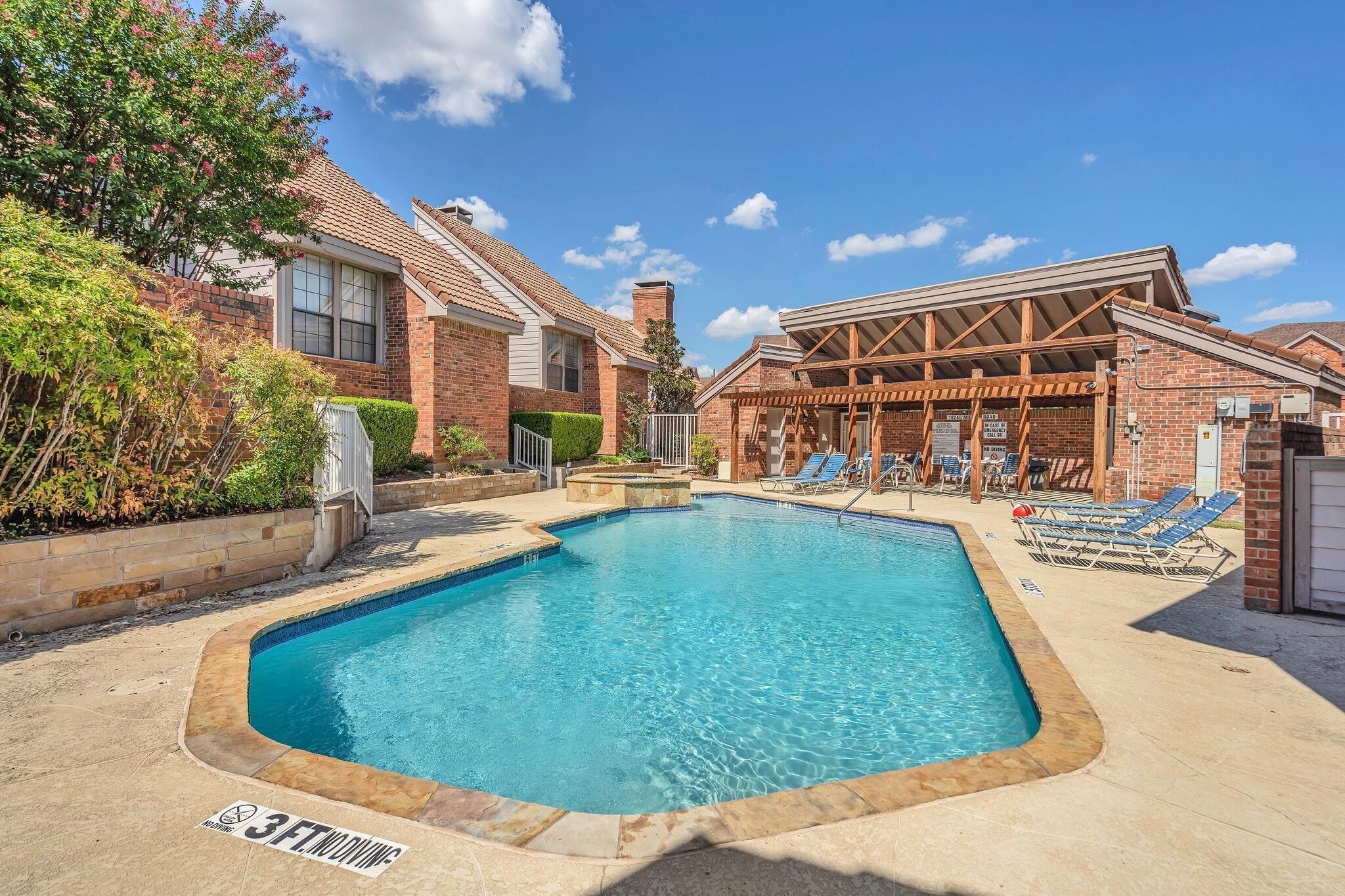 18240 Midway Road 905