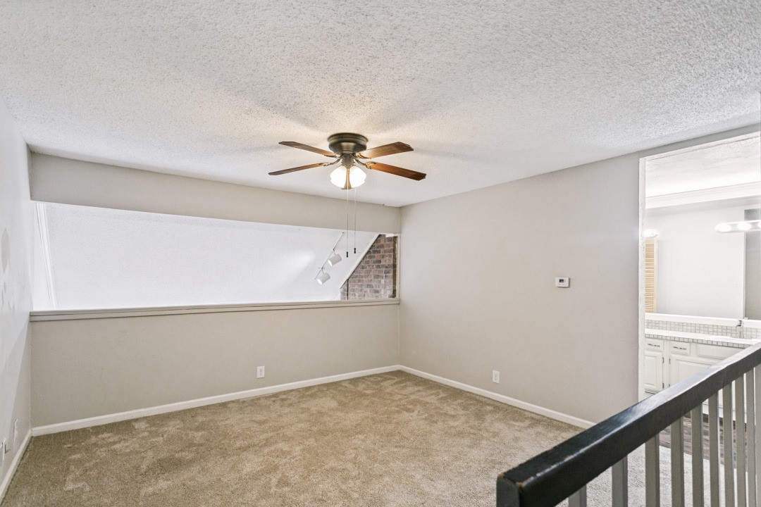 18240 Midway Road 905