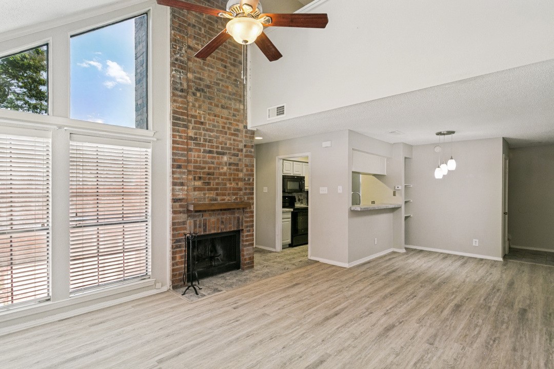 18240 Midway Road 905