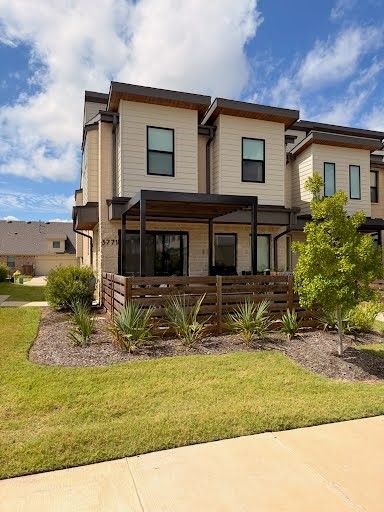 3771 Pine Leaf Lane