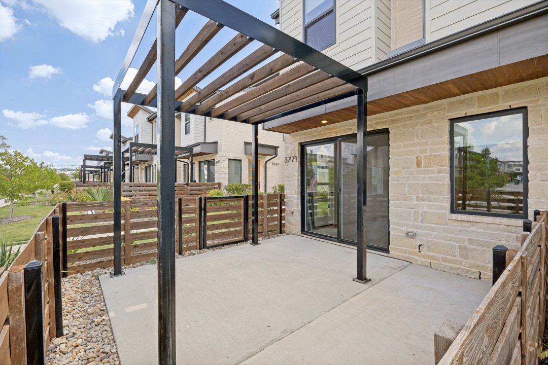 3771 Pine Leaf Lane
