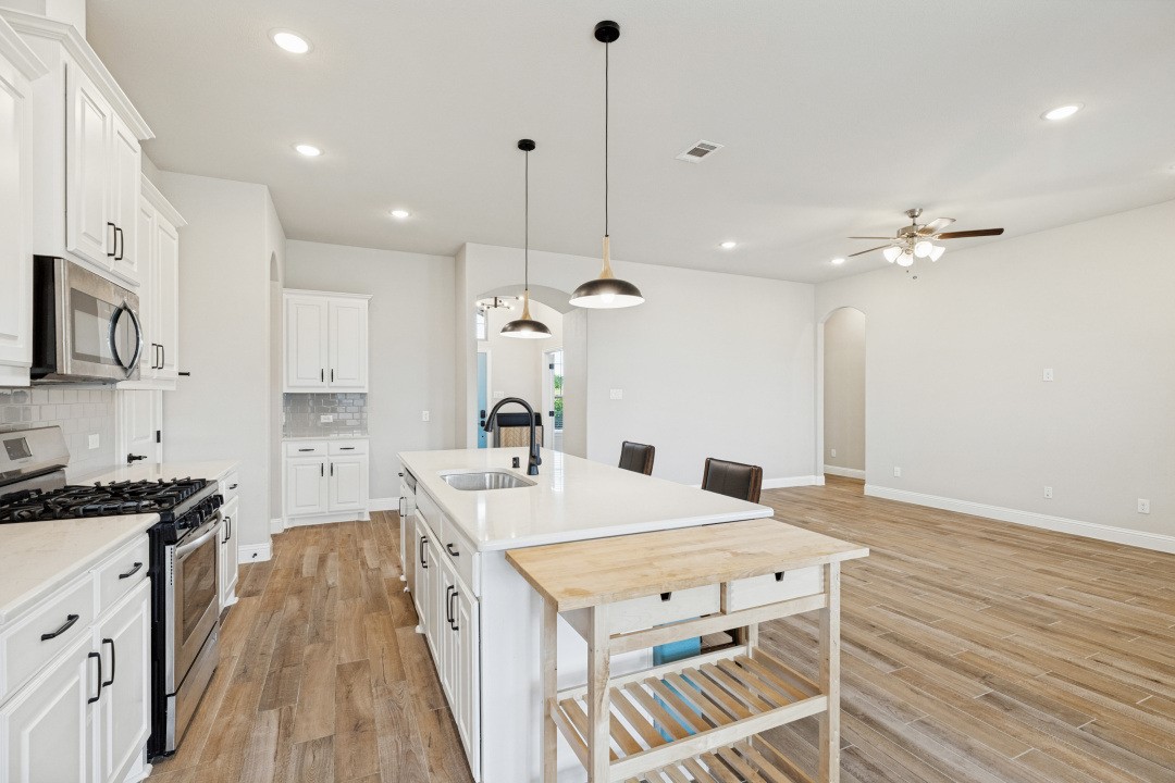 4005 Gray Wolf Drive
