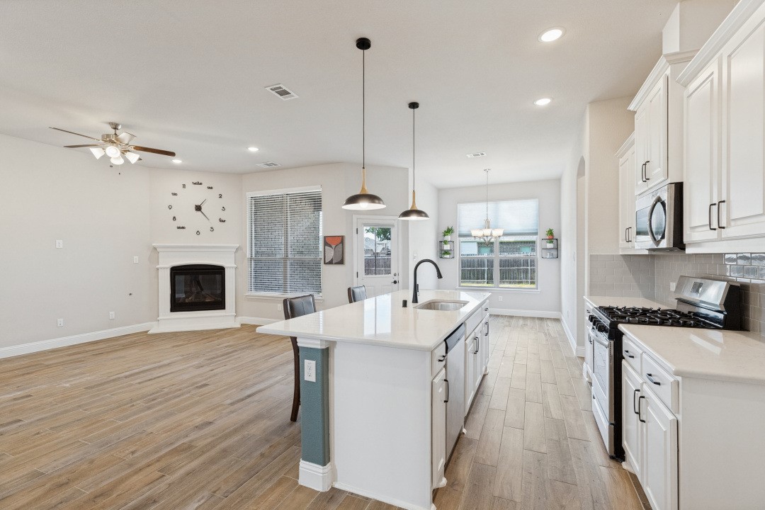 4005 Gray Wolf Drive