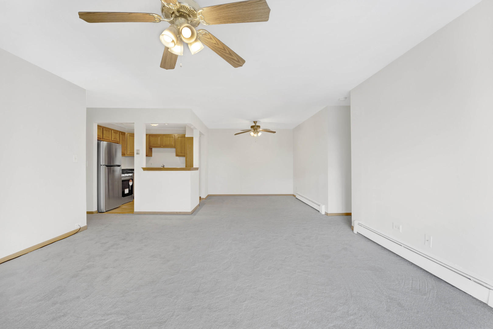 9S220 LAKE Drive Unit: 16-201