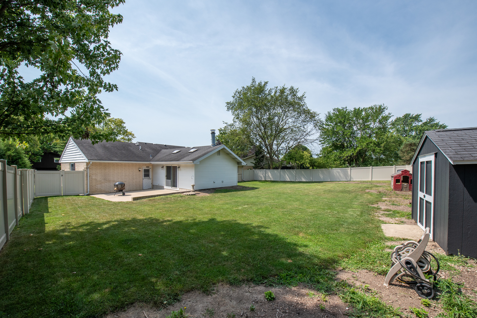 3 W Eureka Drive