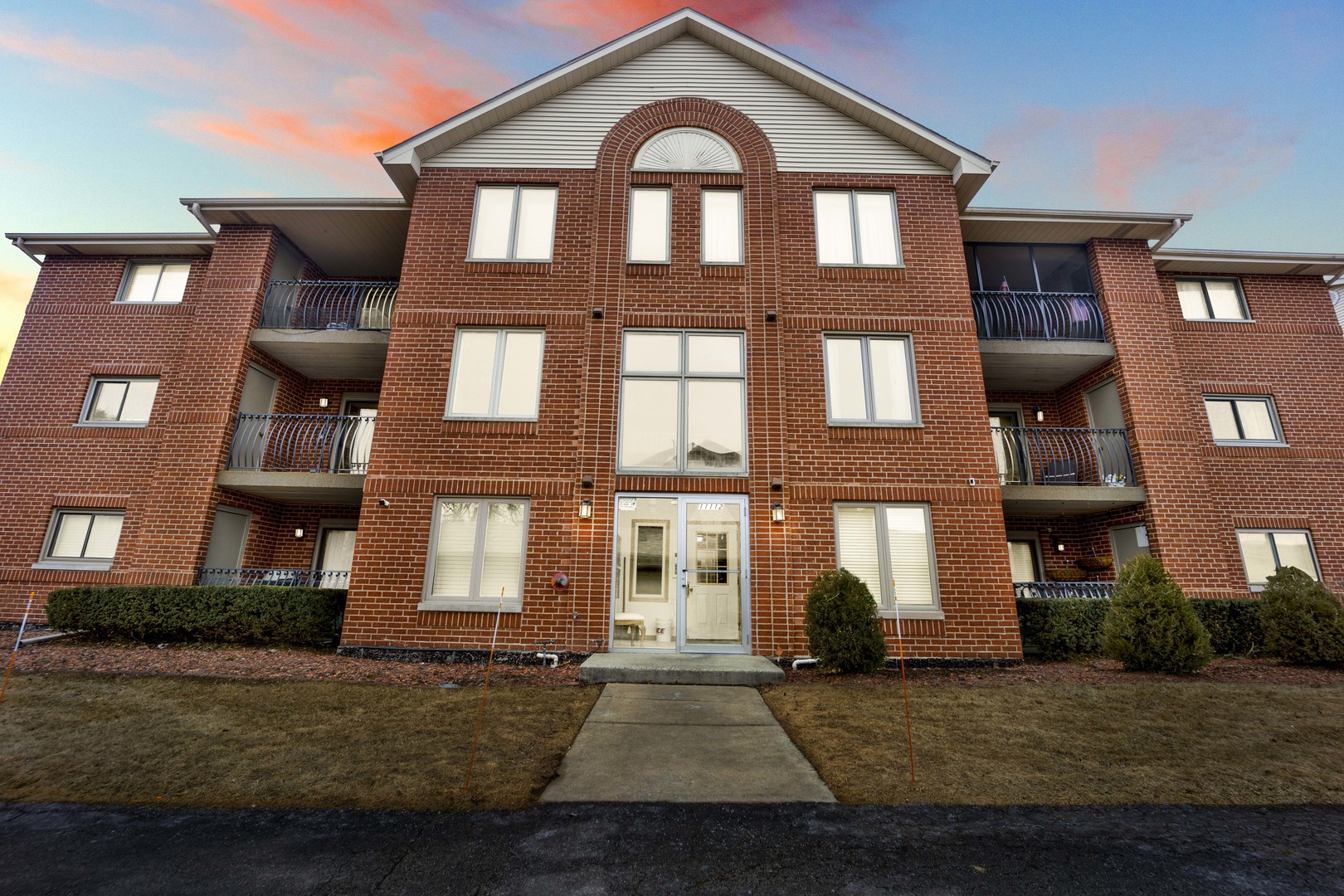 11112 E Cove Circle Unit: 2A