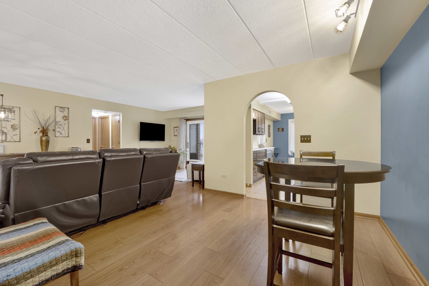 11112 E Cove Circle Unit: 2A