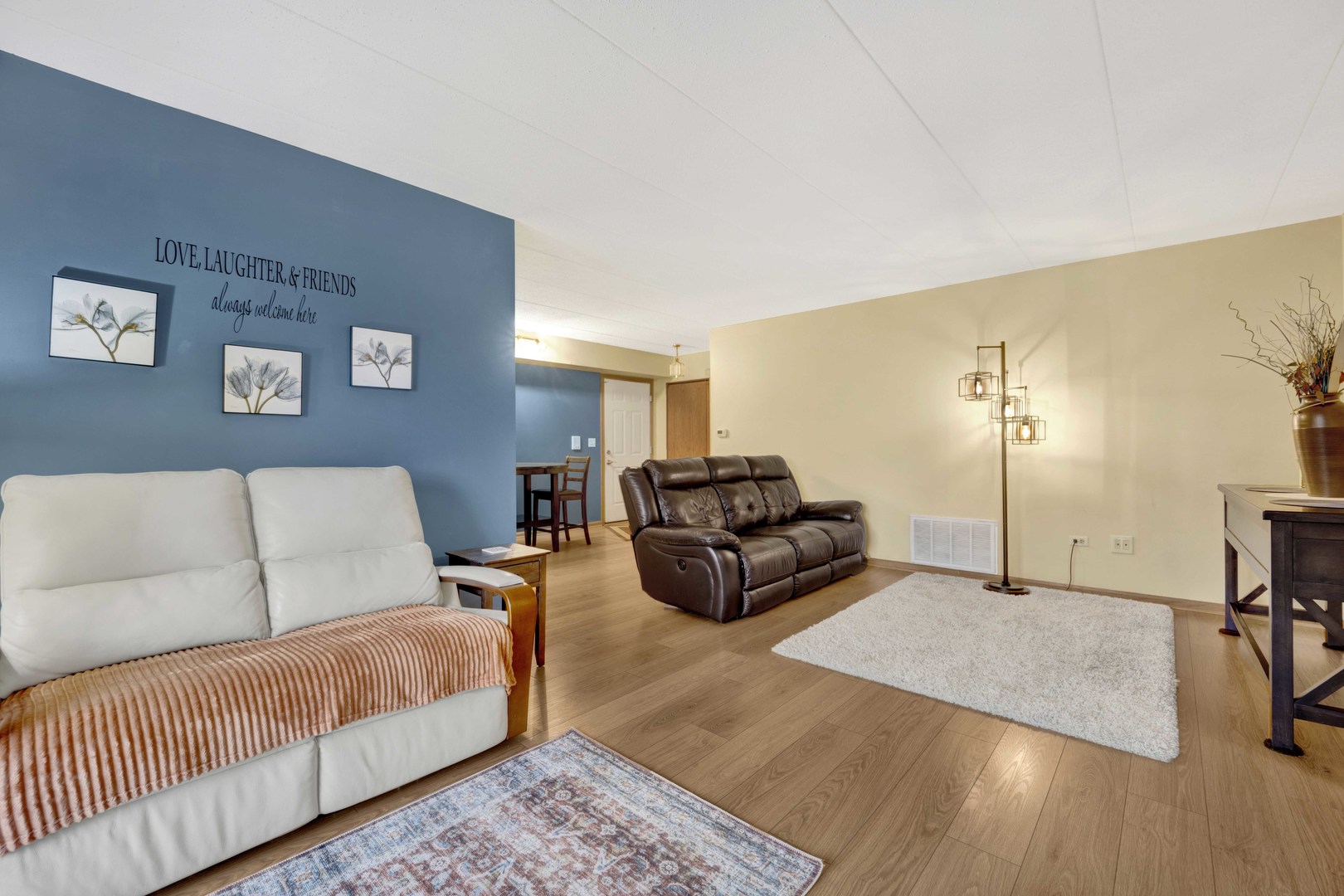 11112 E Cove Circle Unit: 2A
