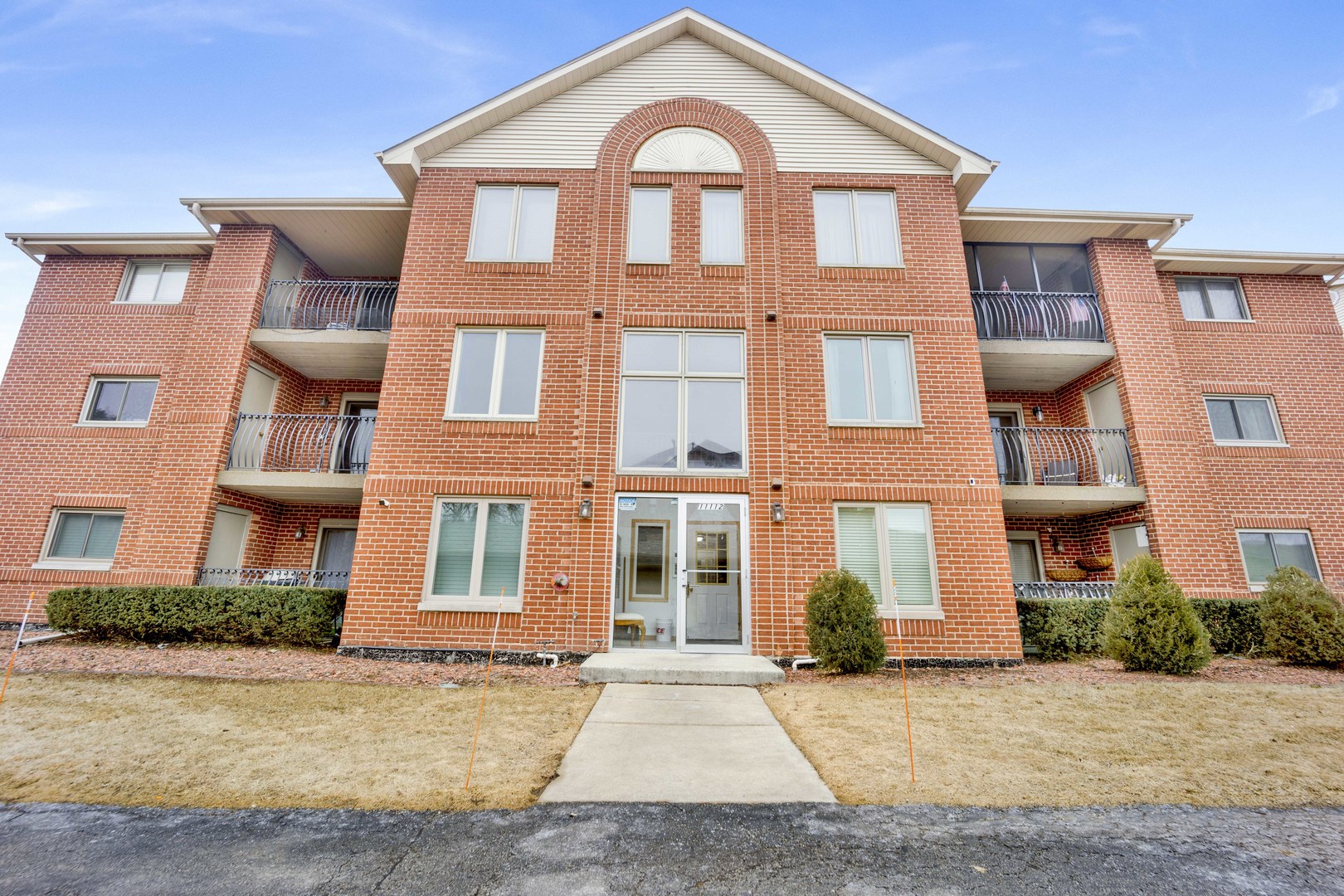11112 E Cove Circle Unit: 2A