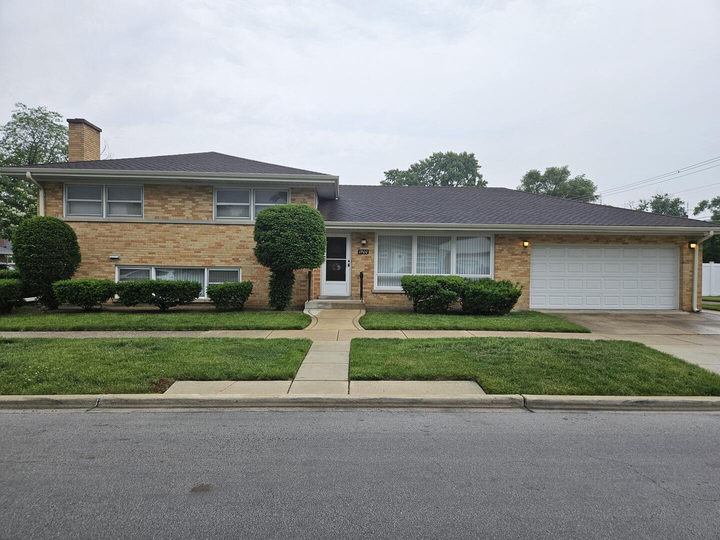 1900 Manchester Avenue