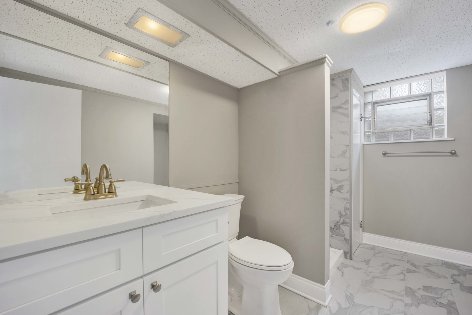 1900 Manchester Avenue