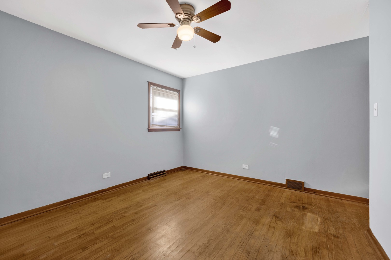 11257 S Pacific Drive