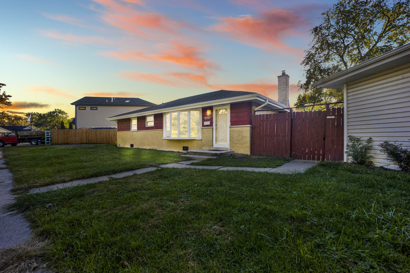 11257 S Pacific Drive