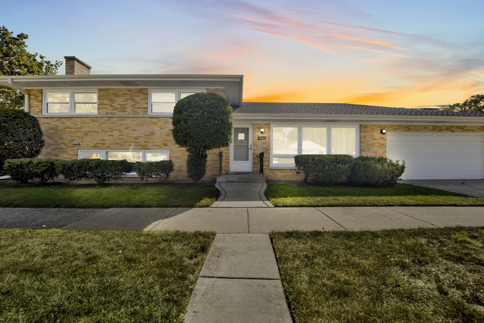 1900 Manchester Avenue