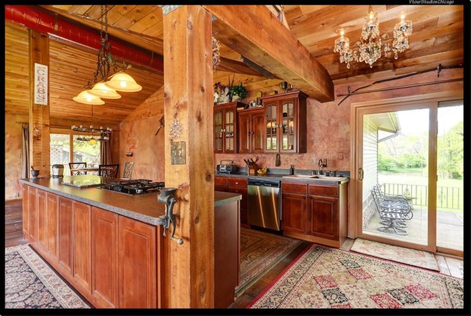 8538 Washington Street