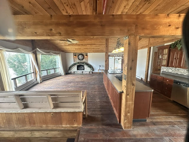 8538 Washington Street