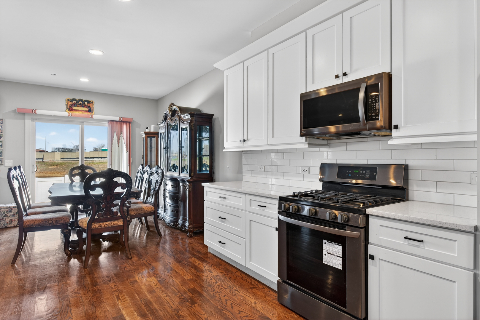 8166 W 87th Street Unit: 8166