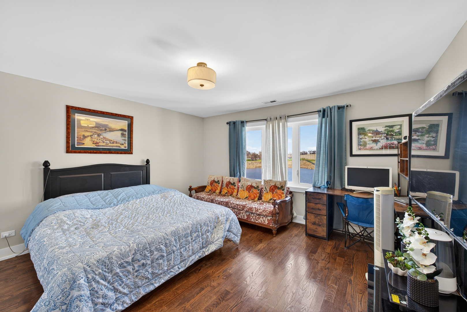 8166 W 87th Street Unit: 8166