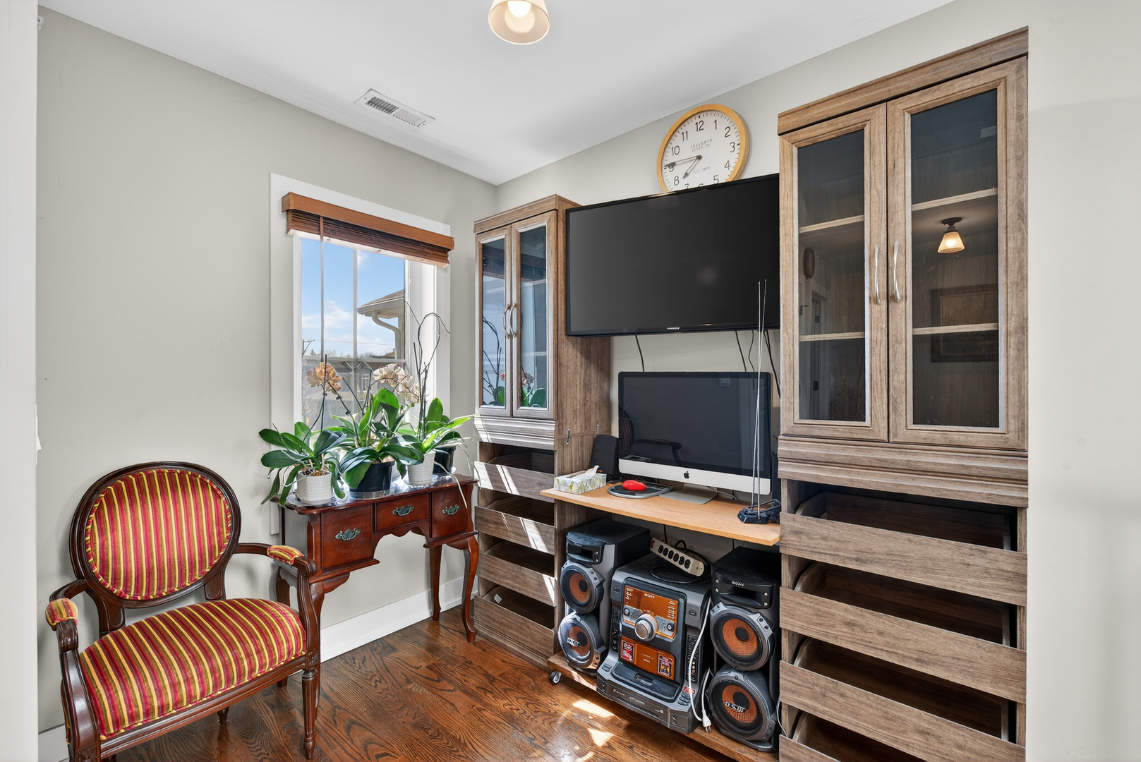 8166 W 87th Street Unit: 8166