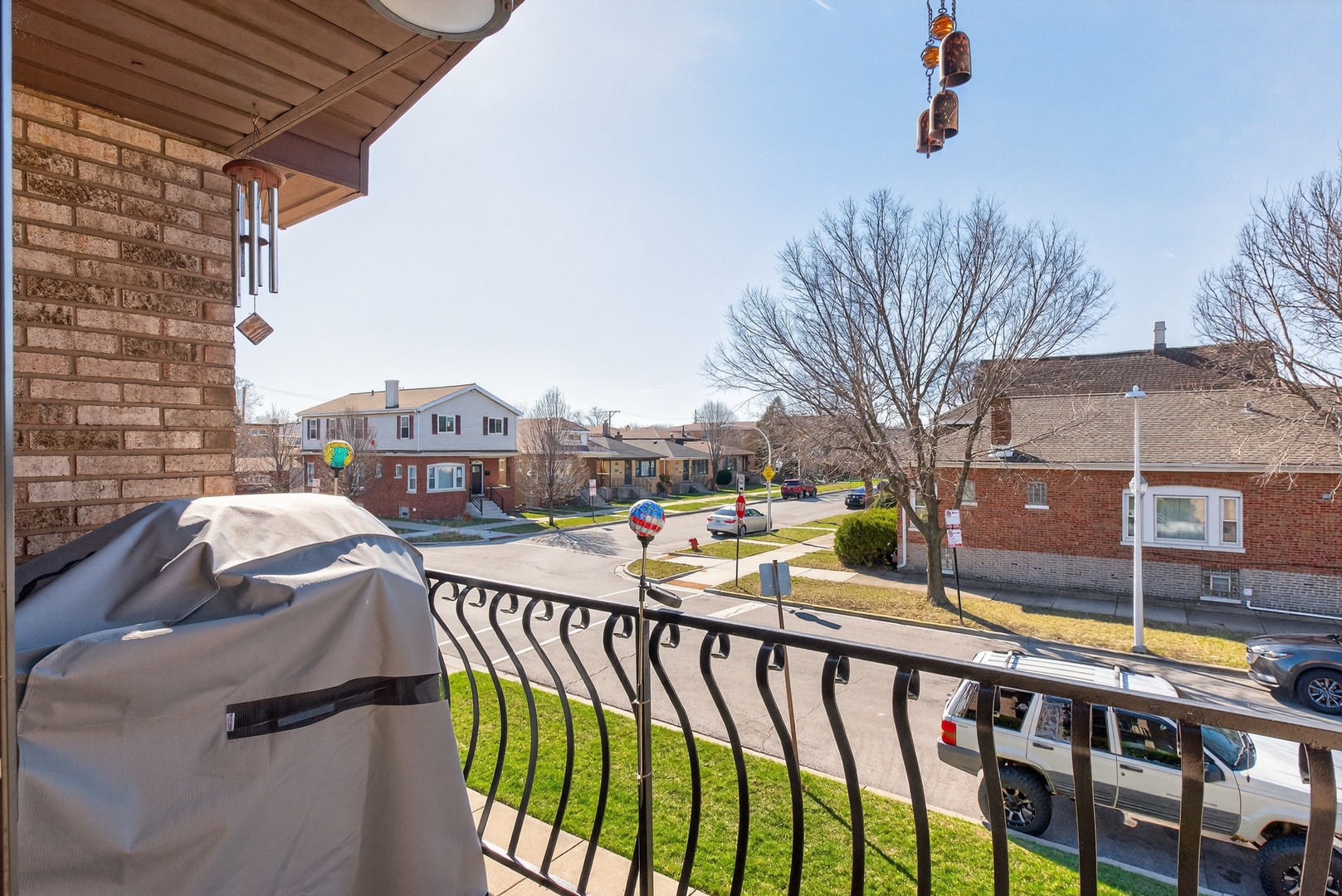 6056 S Keating Avenue Unit: 2E