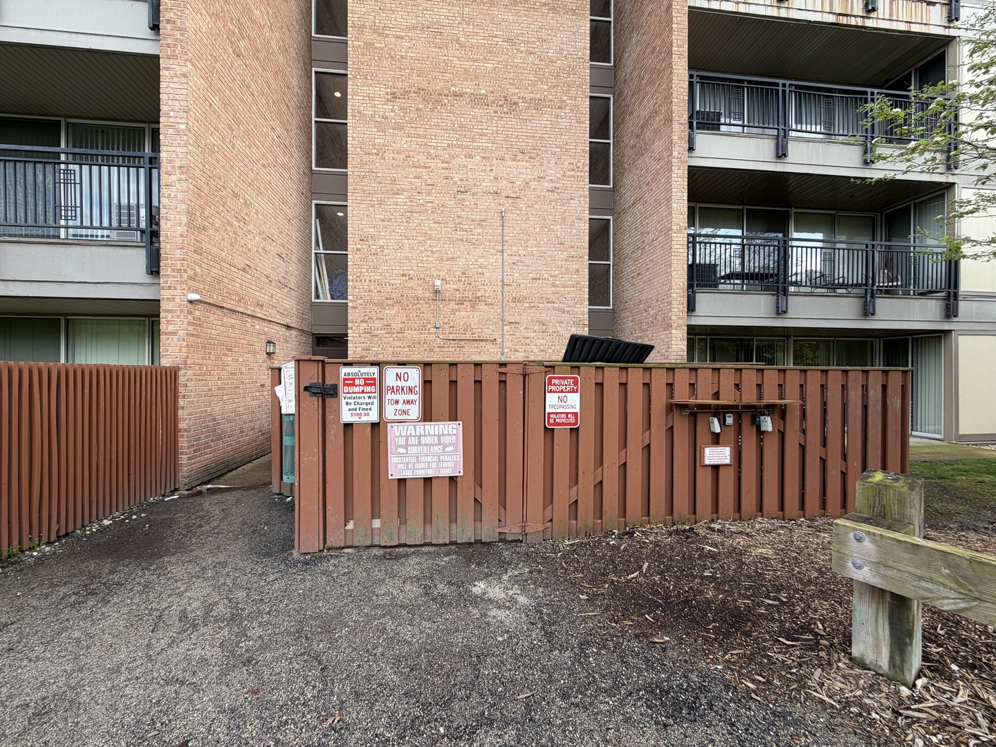 6010 Oakwood Drive Unit: 5E