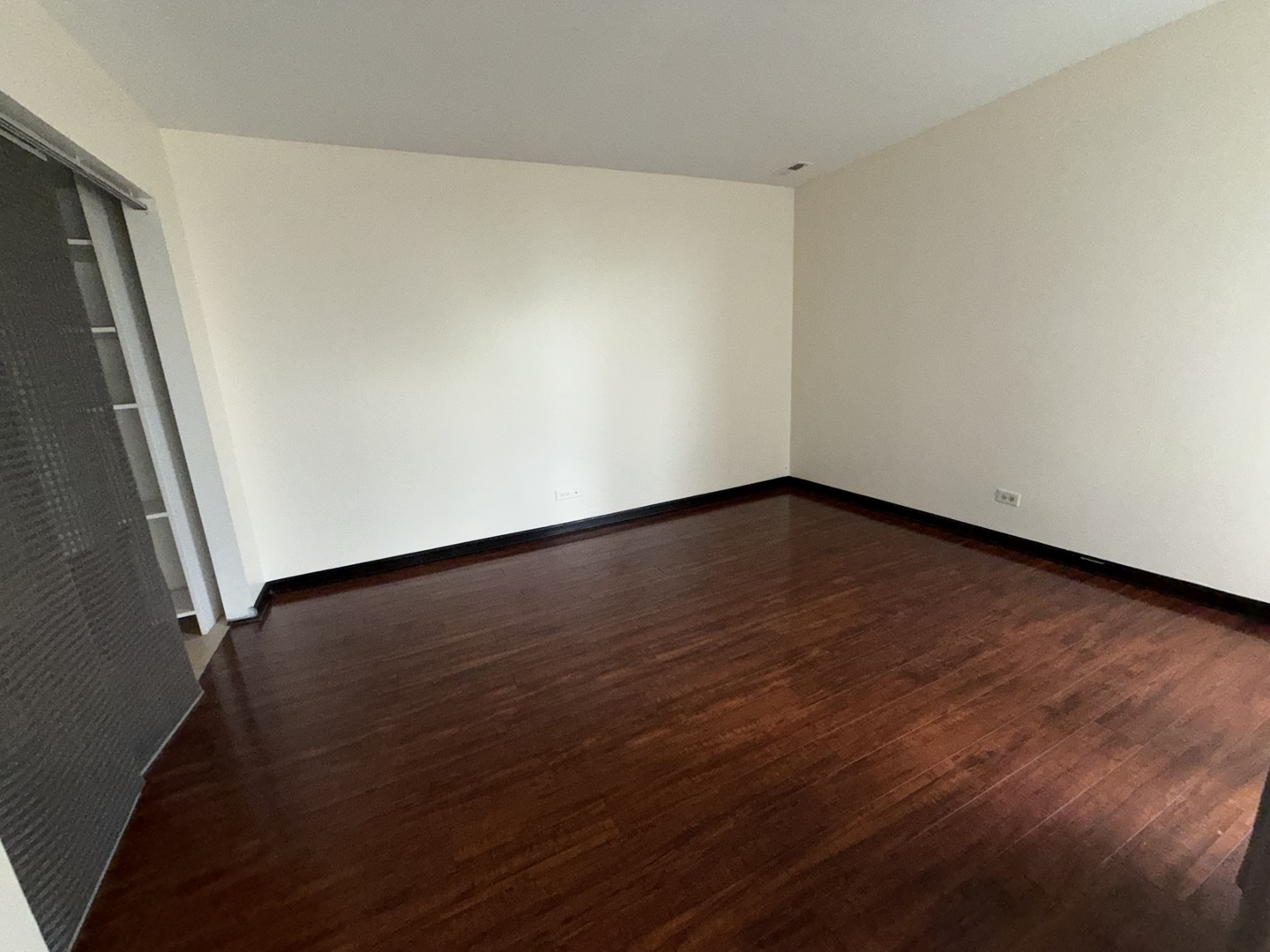 6010 Oakwood Drive Unit: 5E