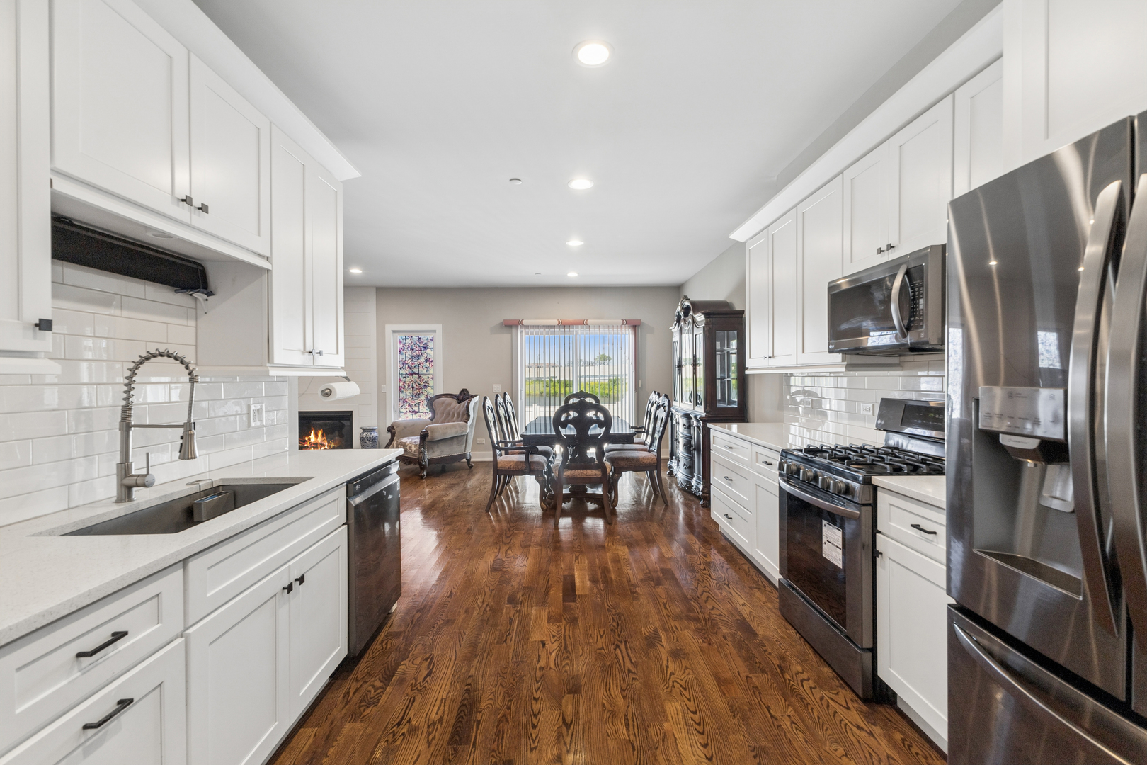 8166 W 87th Street Unit: 8166
