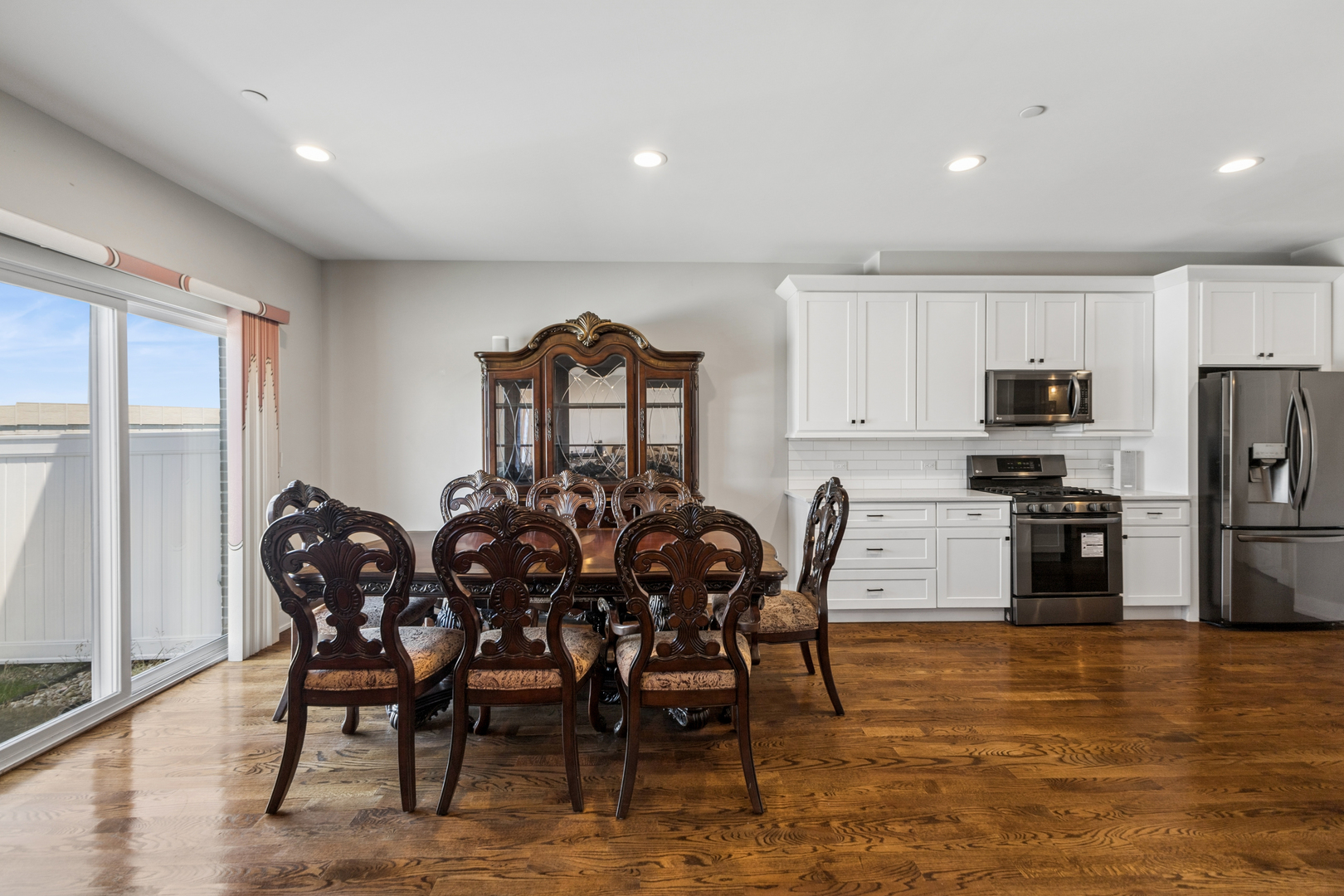 8166 W 87th Street Unit: 8166