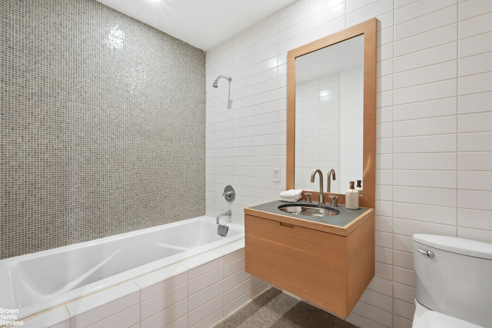 49 E 21ST Street 2B