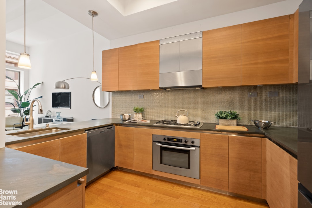 49 E 21ST Street 2B