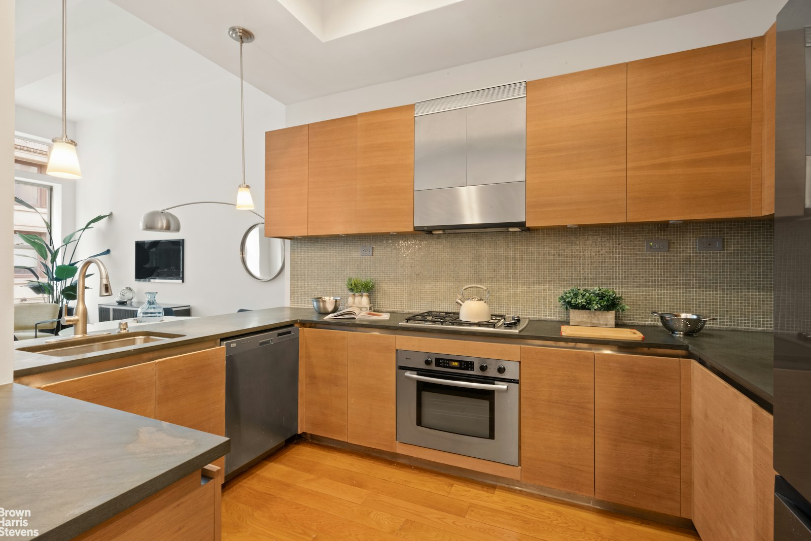 49 E 21ST Street 2B