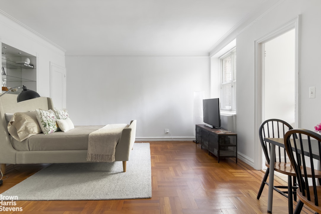 585 W 214TH Street 1A