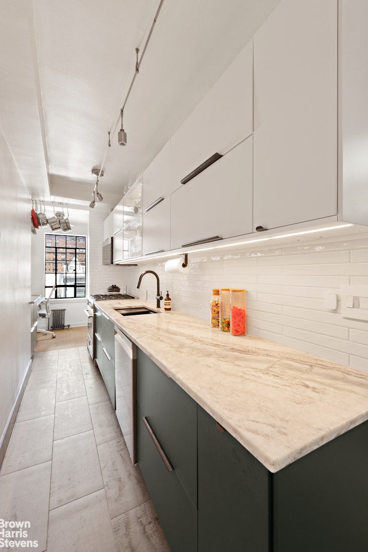 35 W 90TH Street 7J
