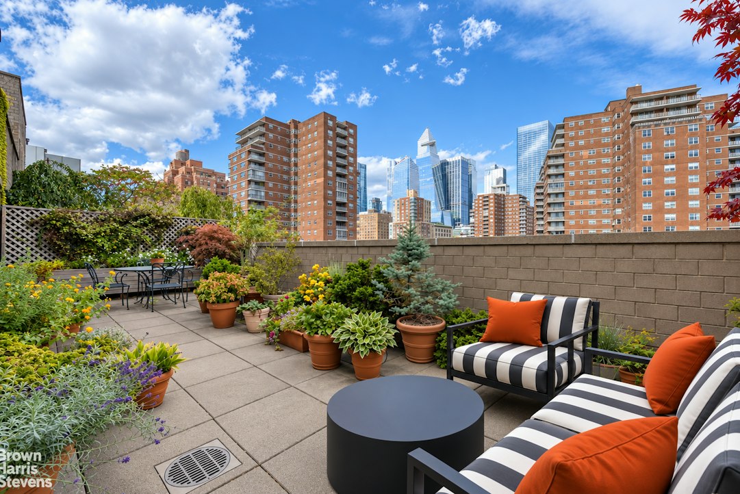 344 W 23RD Street 9B