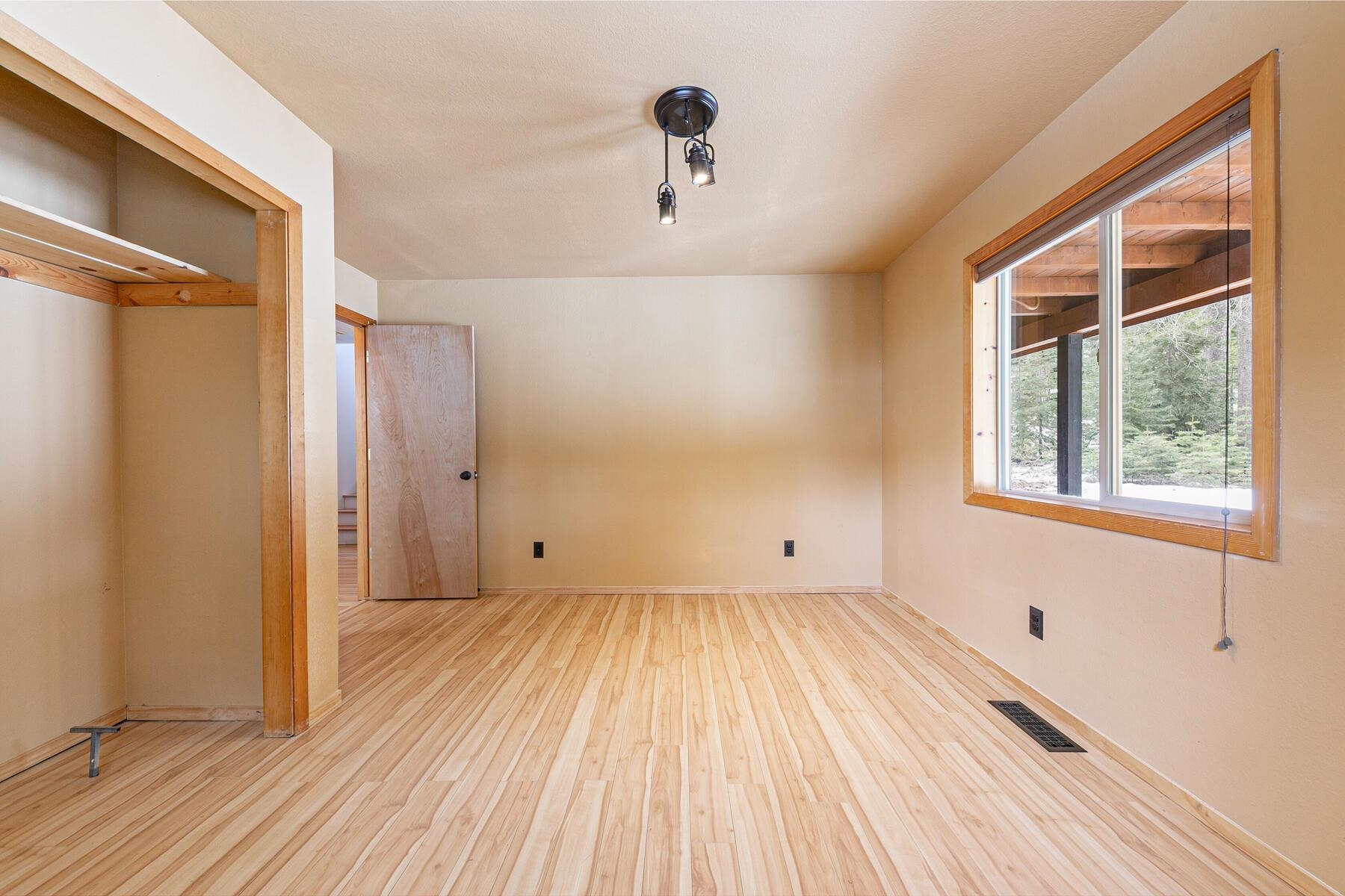 10443 Lenelle Lane
