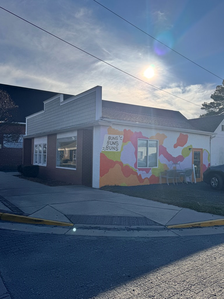 3292 Main St