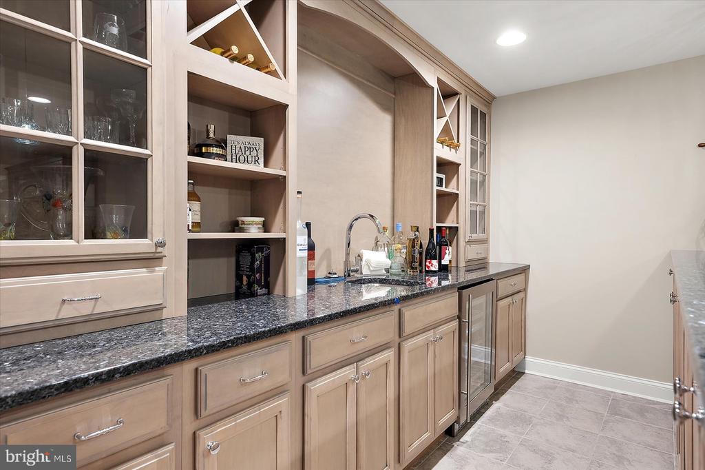 11271 HALL ROAD