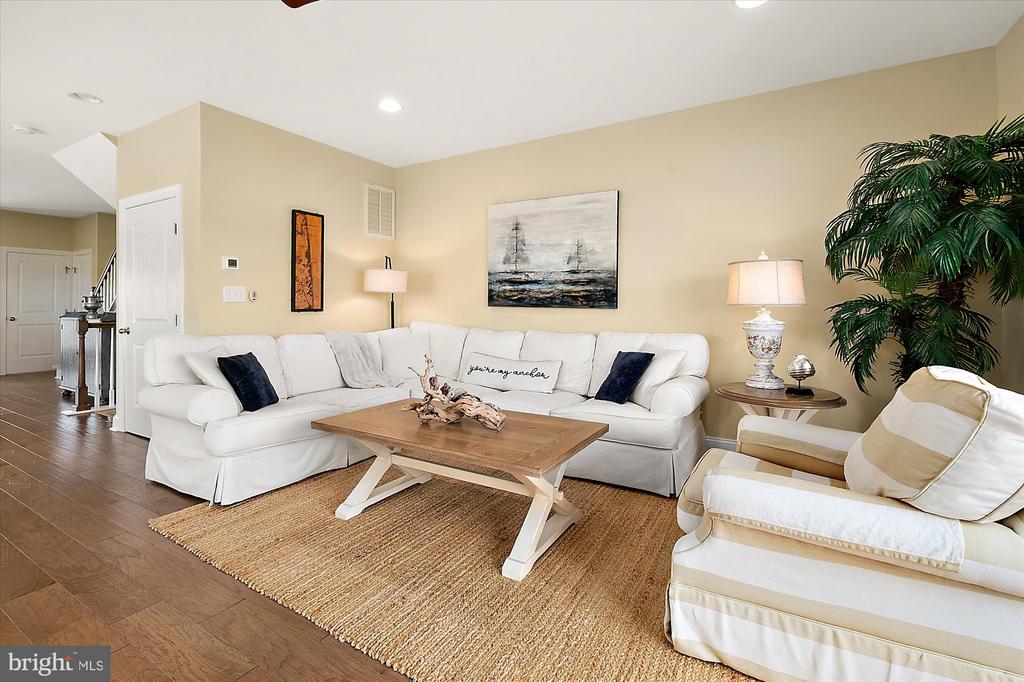 30155 JUMP LANE Unit: 407