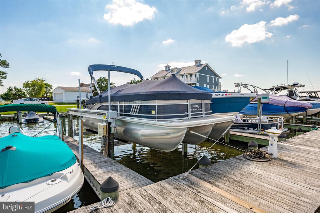 30155 JUMP LANE Unit: 407