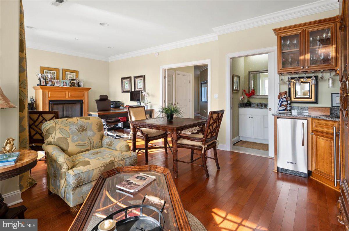 13000 MARINA VIEW LANE 10