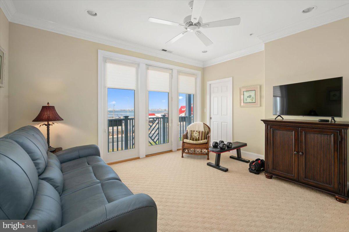 13000 MARINA VIEW LANE 10