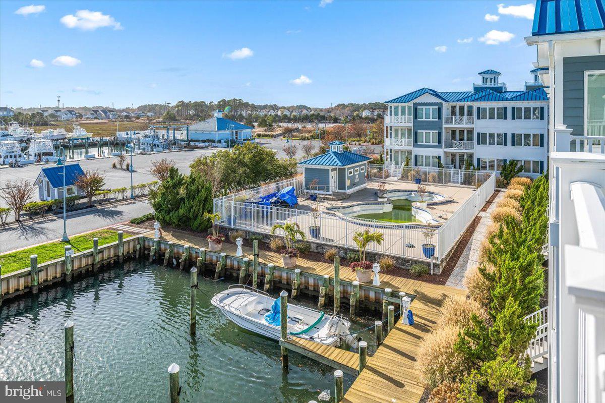 13000 MARINA VIEW LANE 10